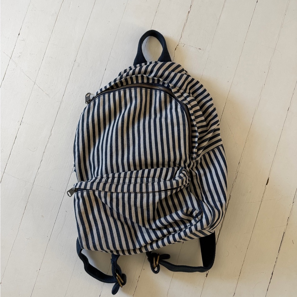 Striped Backpack - Picture 2 of 5